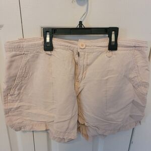 Calvin Klein Shorts Size 30. Light Blush color